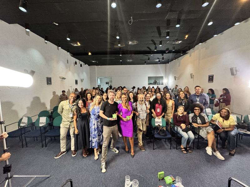 William Borghetti com a plateia da Secretaria Municipal de Educação do Rio, no Planetário